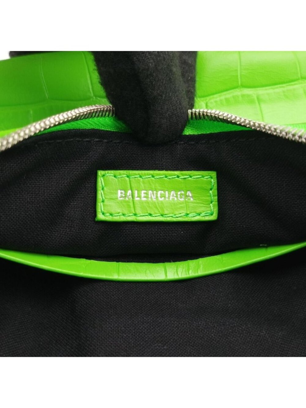 Balenciaga le Cagole Green Messenger - Picture 10 of 15